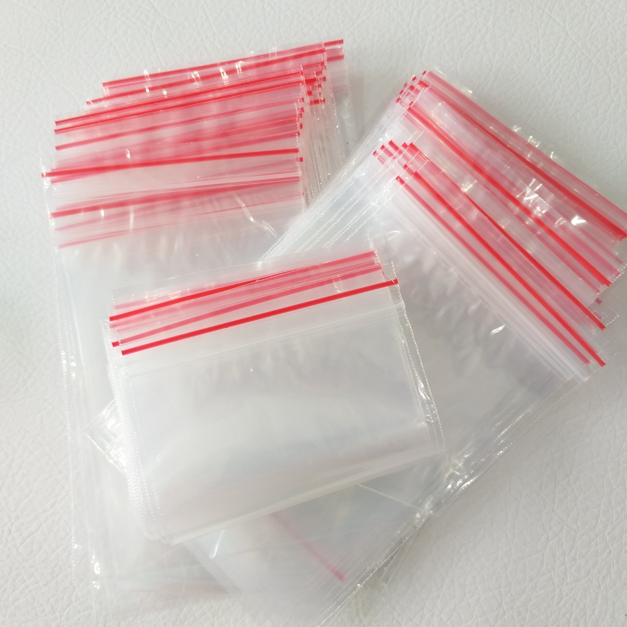 T&uacute;i zipper( t&uacute;i nilonpe)